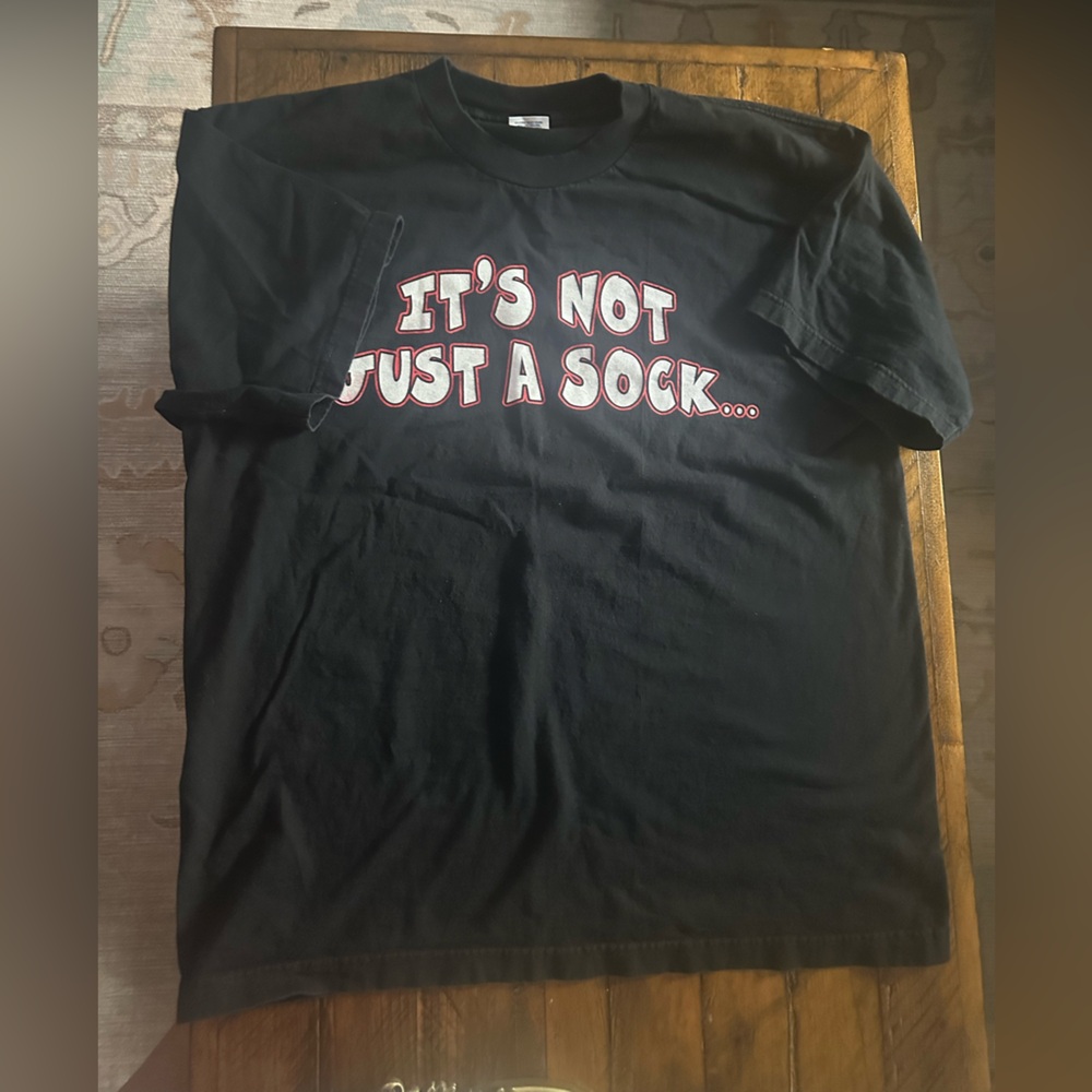Vintage 1998 WWF Mankind Mick Foley Mr. Socko wrestling tshirt. Men’s XL.